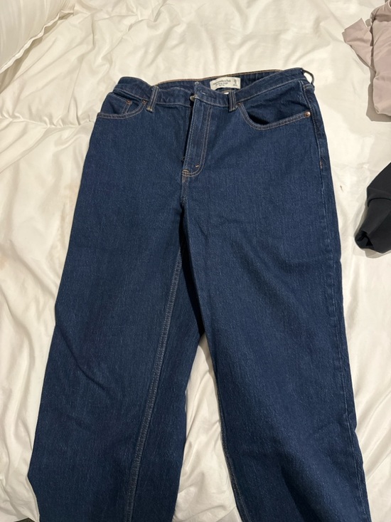 Abercrombie & Fitch Denim - Dark Wash Straight Leg Jeans